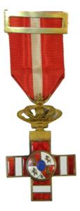Medalla MM Roja. (P.G. 164). Cruz de 1ª ... 