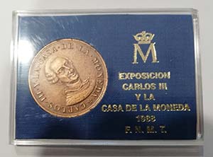 Medalla. AE. 1988. Exposición Carlos III y ... 