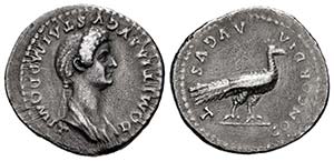 Domitia. Denario. 82-83 d.C. Roma. ... 