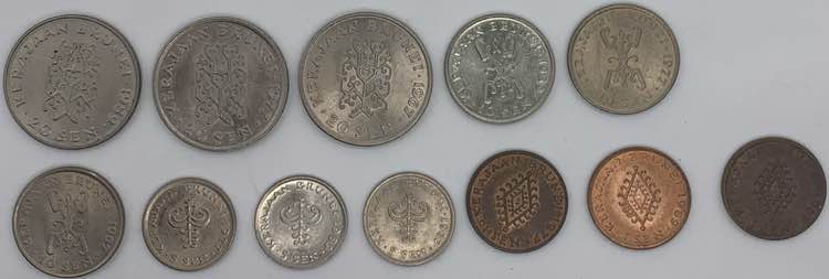 Brunei - lotto di 12 monete di ... 