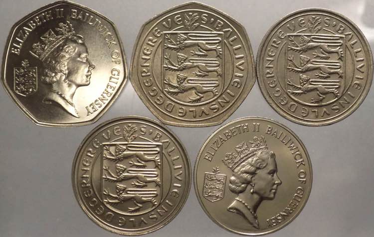 Guernesey - lotto di 5 monete da ... 