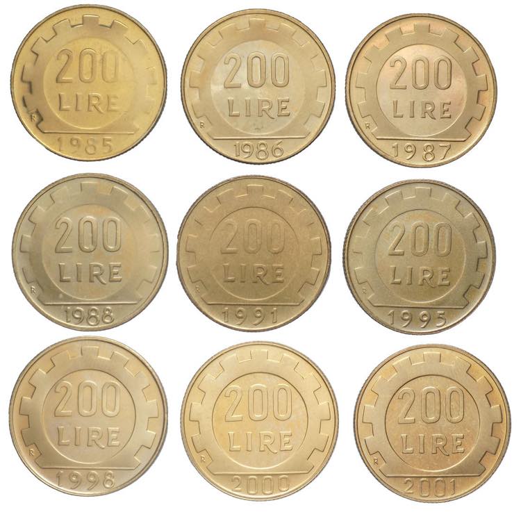 lotto di 9 monete da 200 Lire - ... 