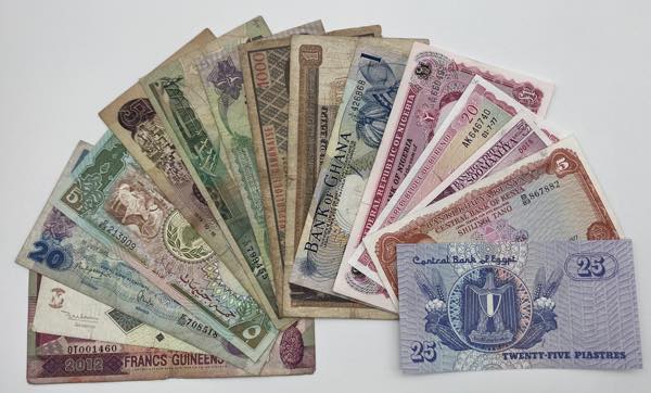 Africa - lotto di 16 banconote - ... 