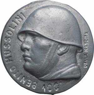 Benito Mussolini 100° ... 