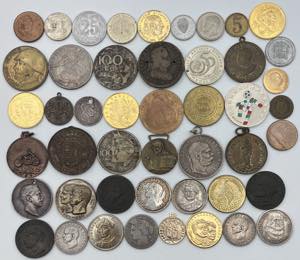 Lotto di 47 medaglie, monete e gettoni - ... 