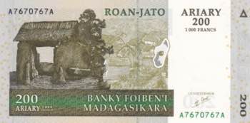 Madagascar, 200 Francs, 2004, UNC, ... 