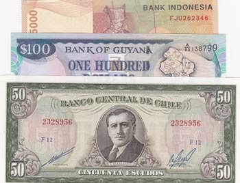 Mix Lot, 3 Pieces UNC Banknotes