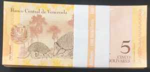 (Total 100 Banknotes), Banco Central de ... 