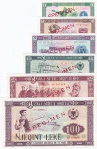 (Total 6 banknotes)
