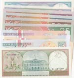 Suriname, 5 Gulden (2), 10 Gulden, 25 Gulden ... 