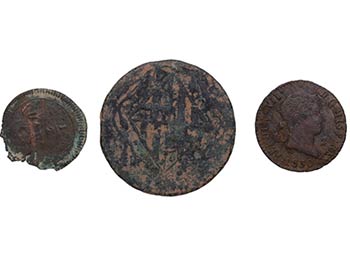 Lote de tres monedas Fernando VII. ... 