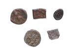 150 aC -1658. India. Lote de 5 monedas: ... 