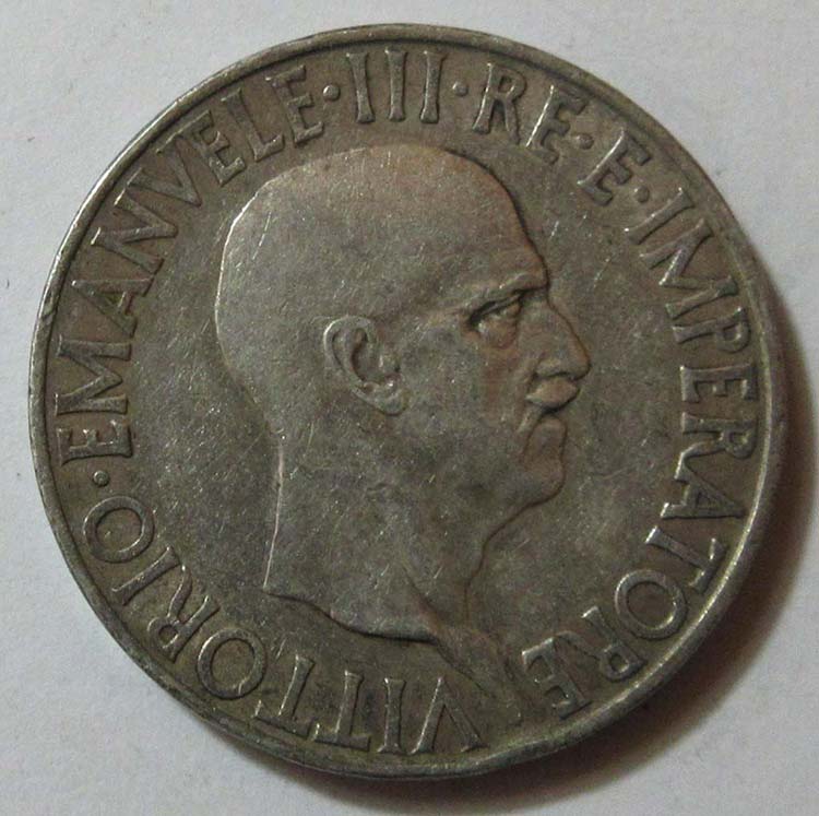 1936 Vitt. Emanuele 3°, £10 ... 