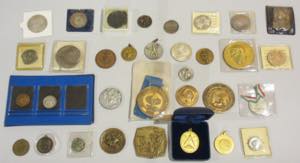 Lot of over 65 medals, also of large format, ... 