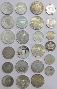 Lotto di 24 monete in argento di vario ... 