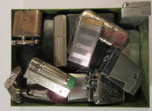 ANTIQUES - Lighters - Lot of 17 lighters of ... 