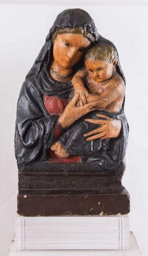 Madonna con Bambino in pietra ... 