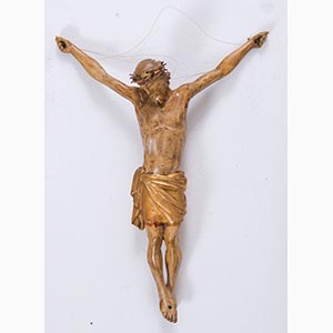 Antico Cristo in legno. Intagliato, dorato e ... 