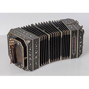Bandoneon concertina in legno di ... 