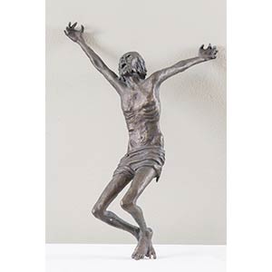 Cristo in bronzo patinato. XX secolo. Cm ... 
