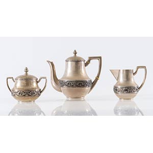 Servizio di tè in argento 800, composto da ... 