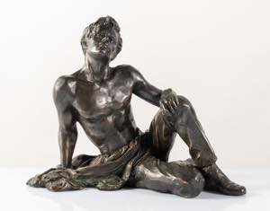 Scultura in bronzo raffigurante uomo. Cm ... 