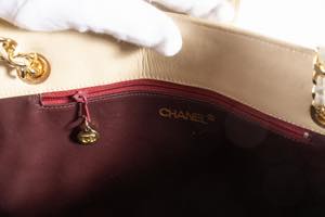 CHANEL Shopping bag in pelle di ... 