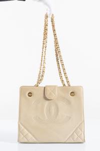 CHANEL Shopping bag in pelle di ... 