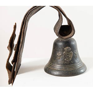 Coppia di campane in bronzo ... 