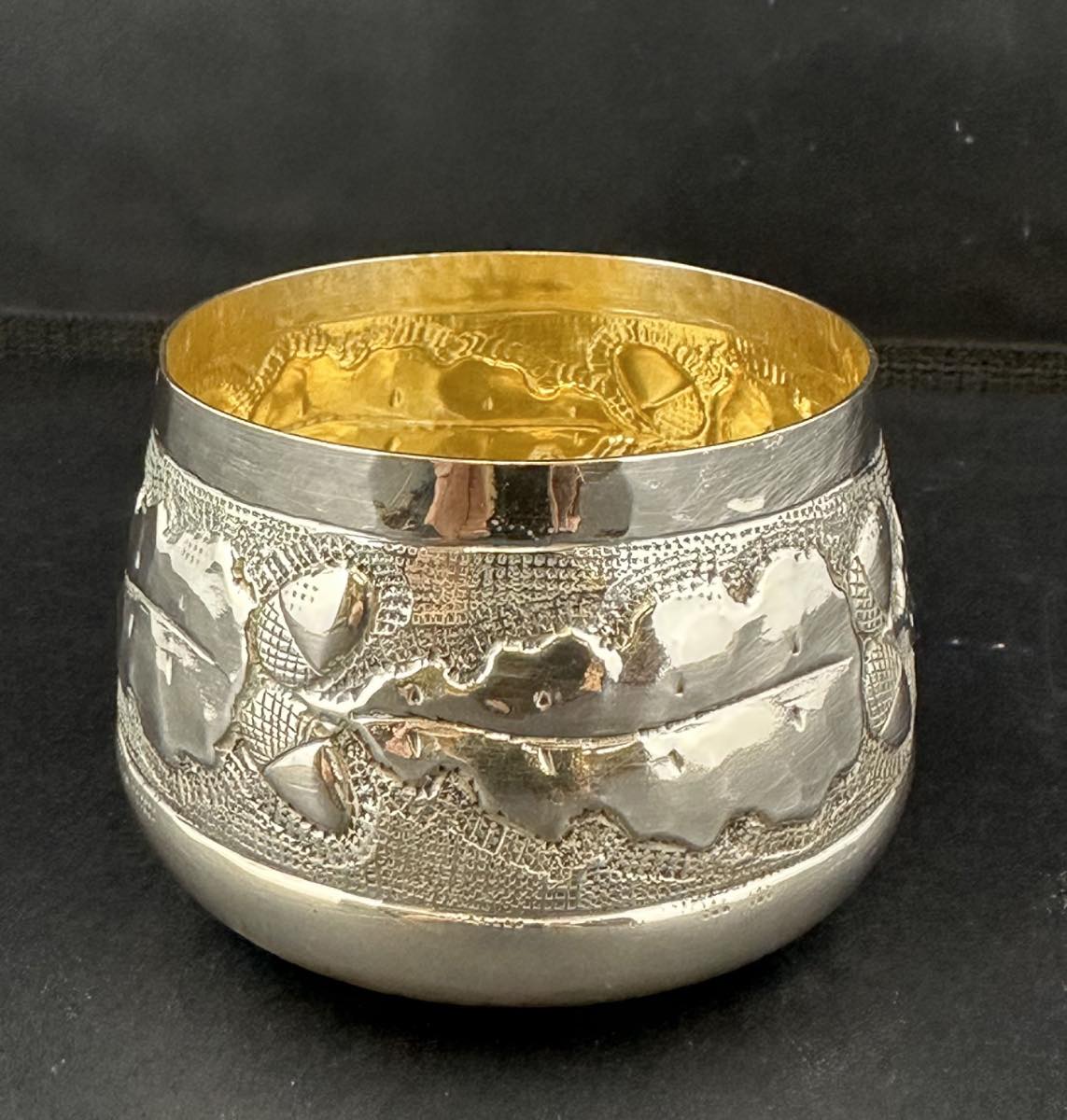 Coppetta in argento liscio con fascia centrale Anglicana online