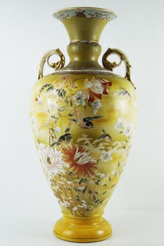 Grande vaso in ceramica gialla con ... 