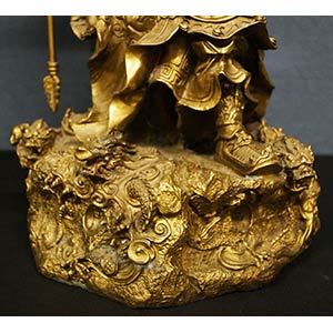 Grande scultura di bronzo dorato, ... 