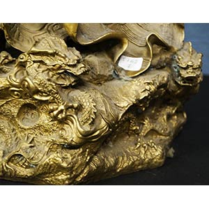 Grande scultura di bronzo dorato, ... 