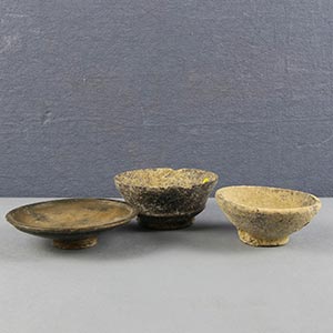 Lotto di: Piattino in ceramica, Civiltà ... 