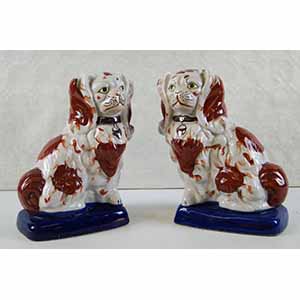Due sculture in ceramica policromata raff.ti ... 