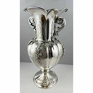 Grande vaso in argento liscio con ... 
