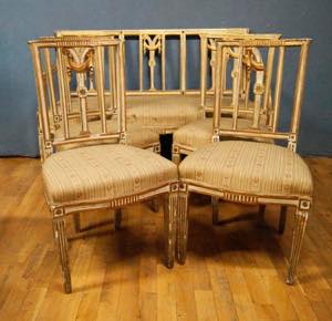 Divano e quattro sedie Luigi XVI in legno ... 