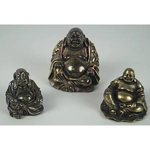 Lotto di tre sculture di Budda con parti ... 