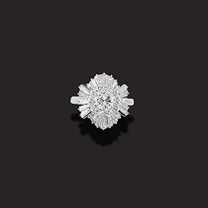 A 18K white gold and diamond ringWeight g ... 