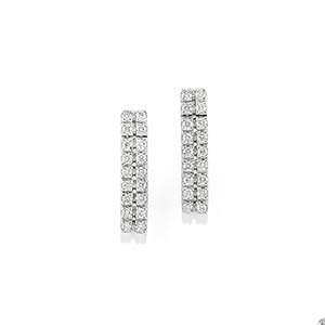 A 18K white gold and diamond earringsWeight ... 