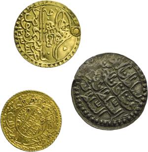Lotto di tre monete con legenda cuficadi cui ... 
