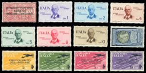 1917/34 - Insieme di francobolli e serie ... 