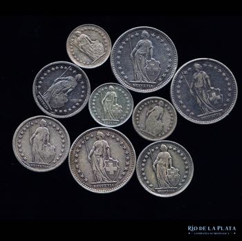 Lote 14 - 9 Monedas de plata de ... 