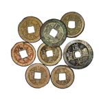 Monedas chinas antiguas. ... 