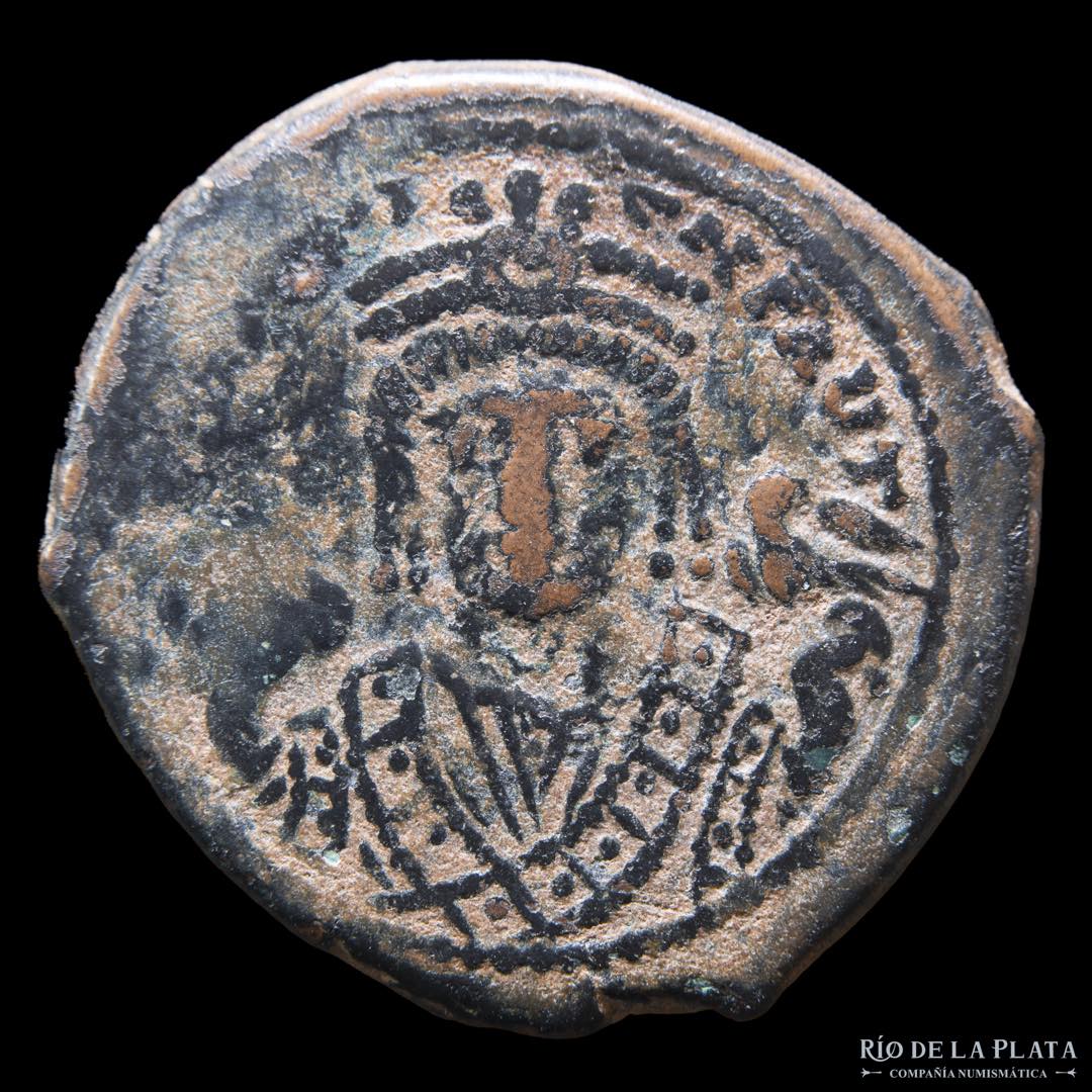 Byzantine. Maurice Tiberius (582-602AD) AE ... 