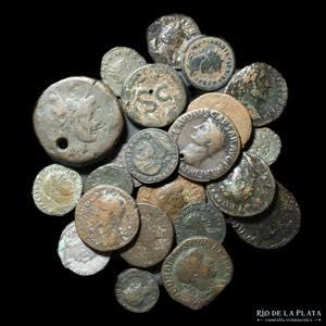 Rome. Lot x 22 coins from Republic to Late ... 