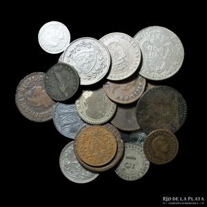 Italia. Lote x 26 monedas, incluye papales ... 