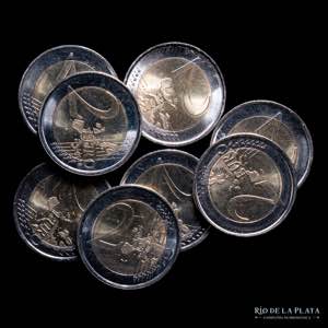 España. Lote x 8 monedas bimetálicas de 2 ... 