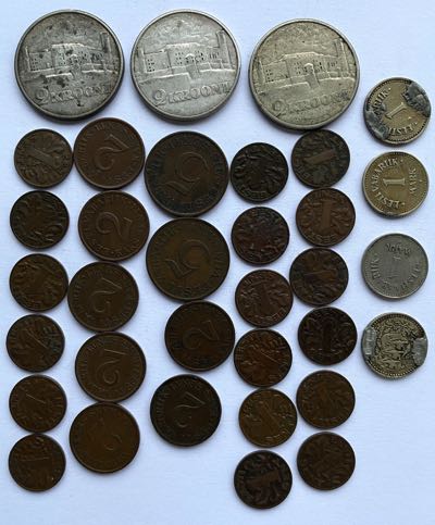 Estonia lot of coins (34)
(34)