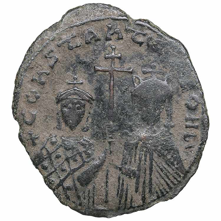 Byzantine Æ follis 2.72g. F/F